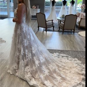 Madi Lane - Avery dress